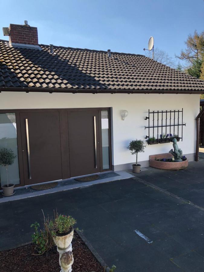 Ferienwohnung Appartement In Rheinbrohl Екстериор снимка