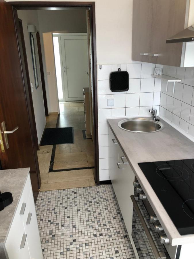 Ferienwohnung Appartement In Rheinbrohl Екстериор снимка